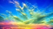 為什麼天空中的雲有各種不同的顏色?